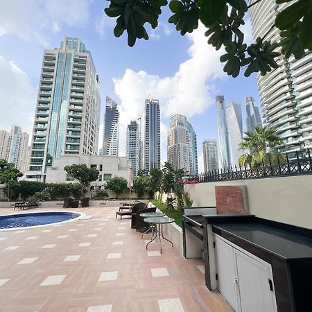 Spacious 2 Bed Apt At Marina High Floor Dubai Exterior foto