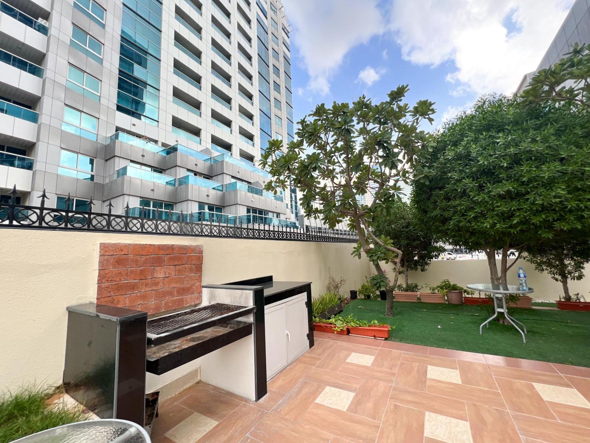 Spacious 2 Bed Apt At Marina High Floor Dubai Exterior foto
