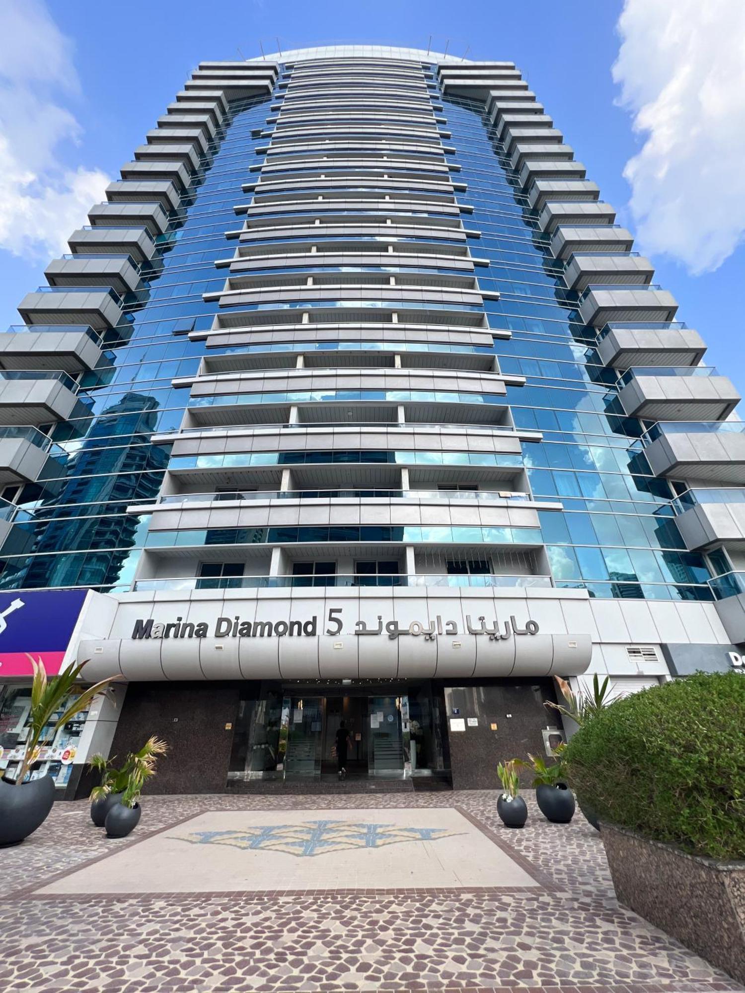 Spacious 2 Bed Apt At Marina High Floor Dubai Exterior foto